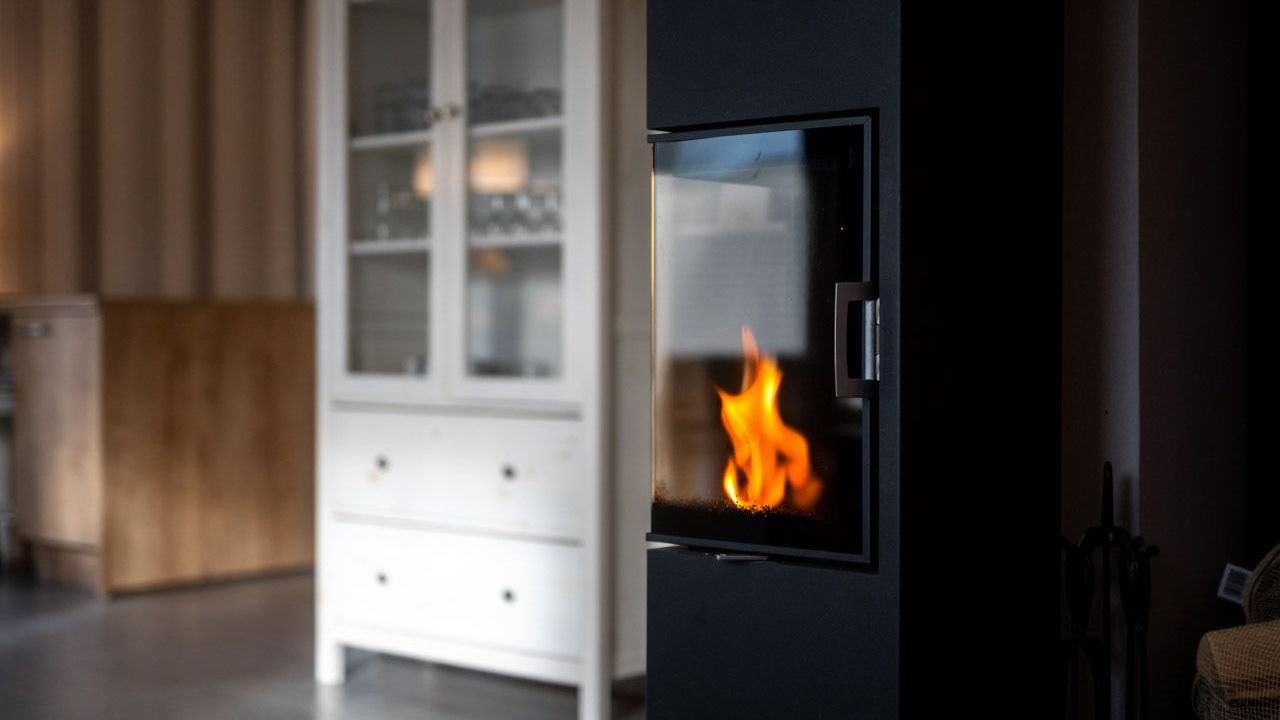 Kamin-/Ofen Kamin-/Ofen